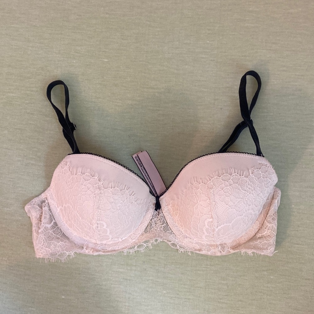 Victoria Secret Demi Laced Bra